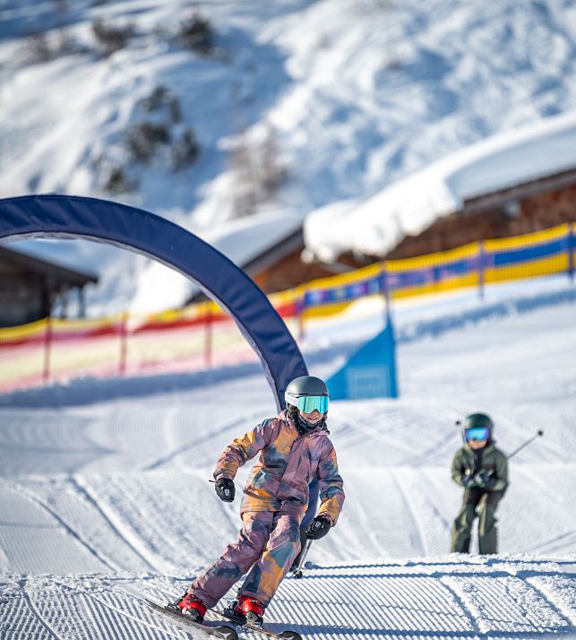flachau-skifahren-werbung-nl-2025-01