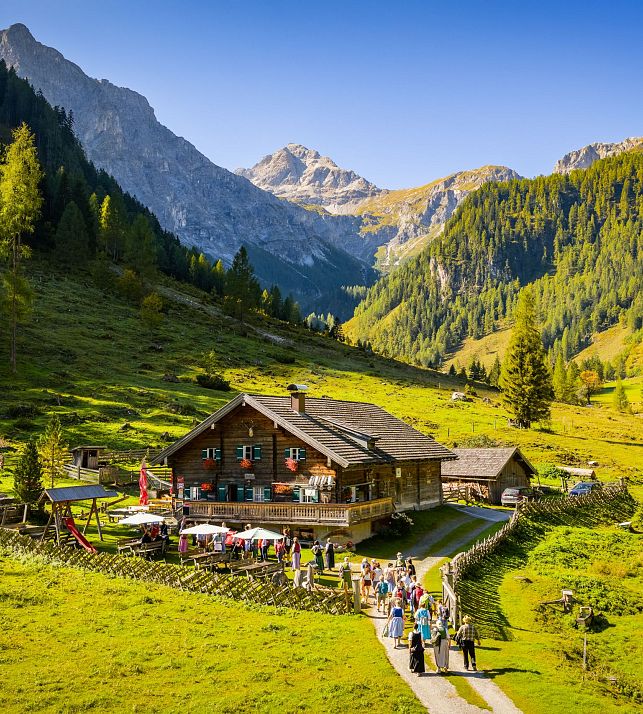 flachau-sommer-events-herbstgsang-jodelwanderung-14