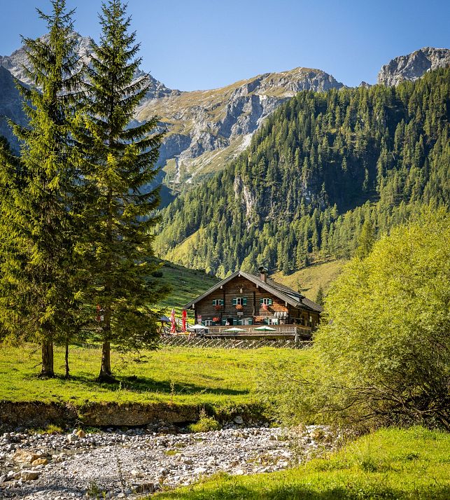 flachau-sommer-events-herbstgsang-jodelwanderung-8