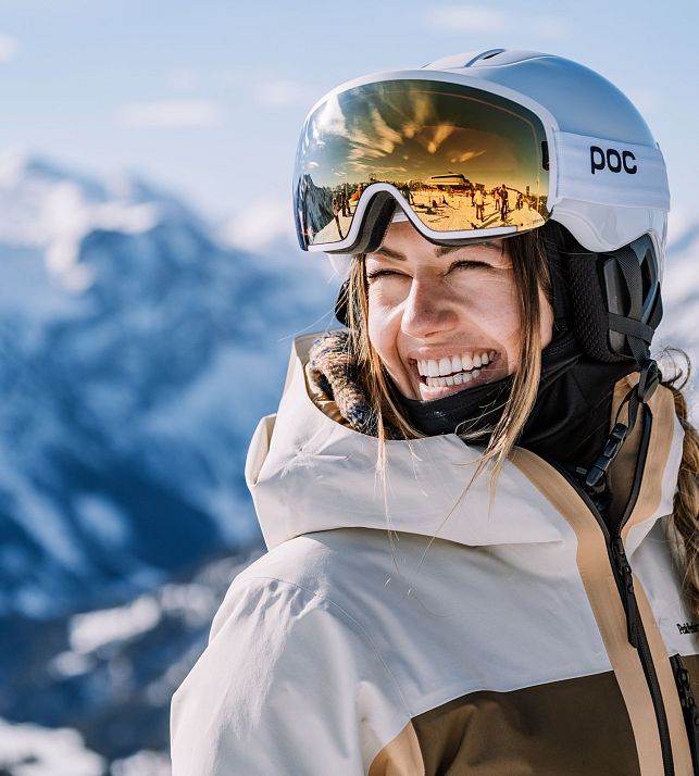 flachau-winter-ski-dame-panorama