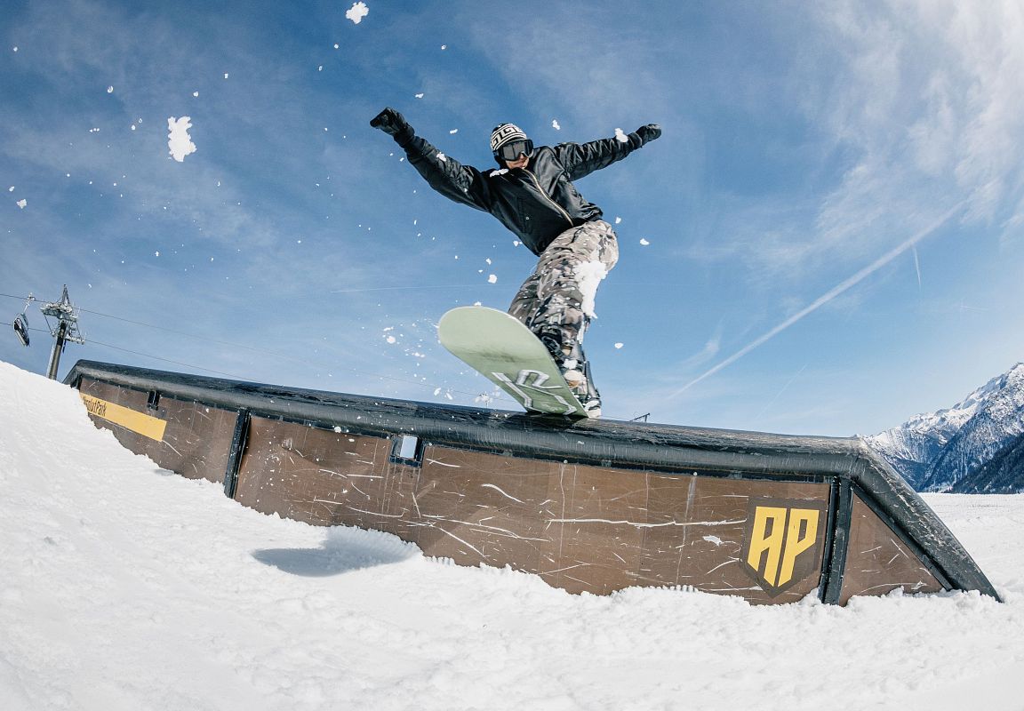 flachau-springbattle-shuttleberg-freestyle-2