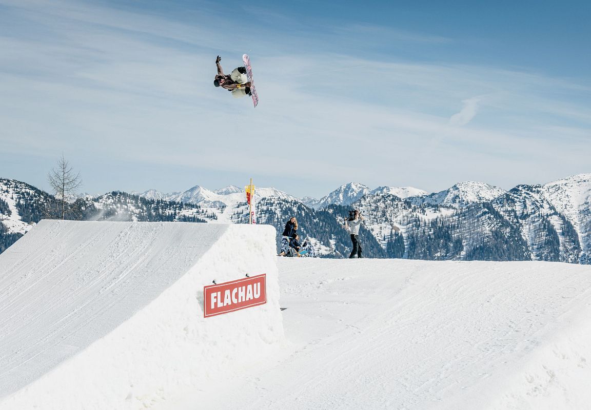 flachau-springbattle-shuttleberg-freestyle-1