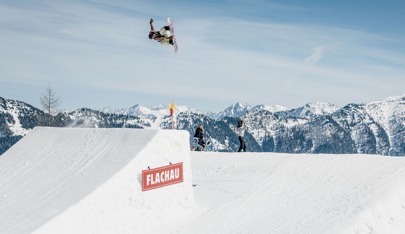 flachau-springbattle-shuttleberg-freestyle-1
