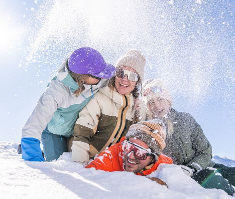 250303_ZOOOMProductions_CL_0007